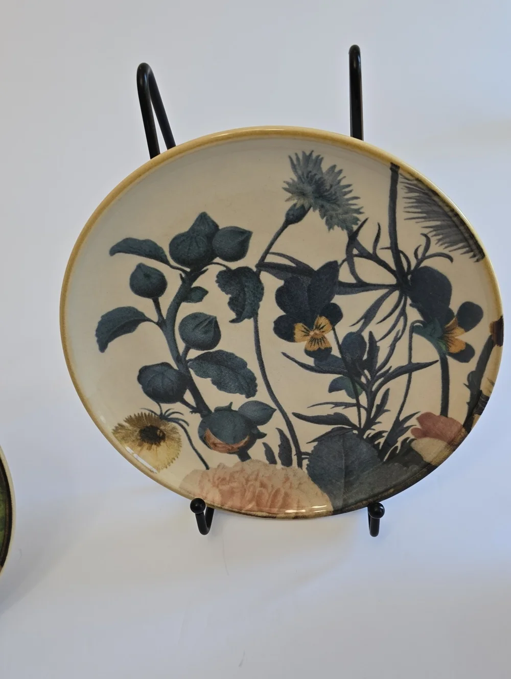 Pier 1 Set Of 4 Moody Blooms Floral Salad Plates Handpainted Ceramic Portugal
